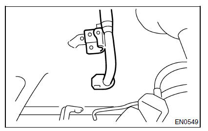 Tuyau de remplissage de carburant 