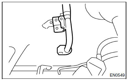 Tuyau de remplissage de carburant 